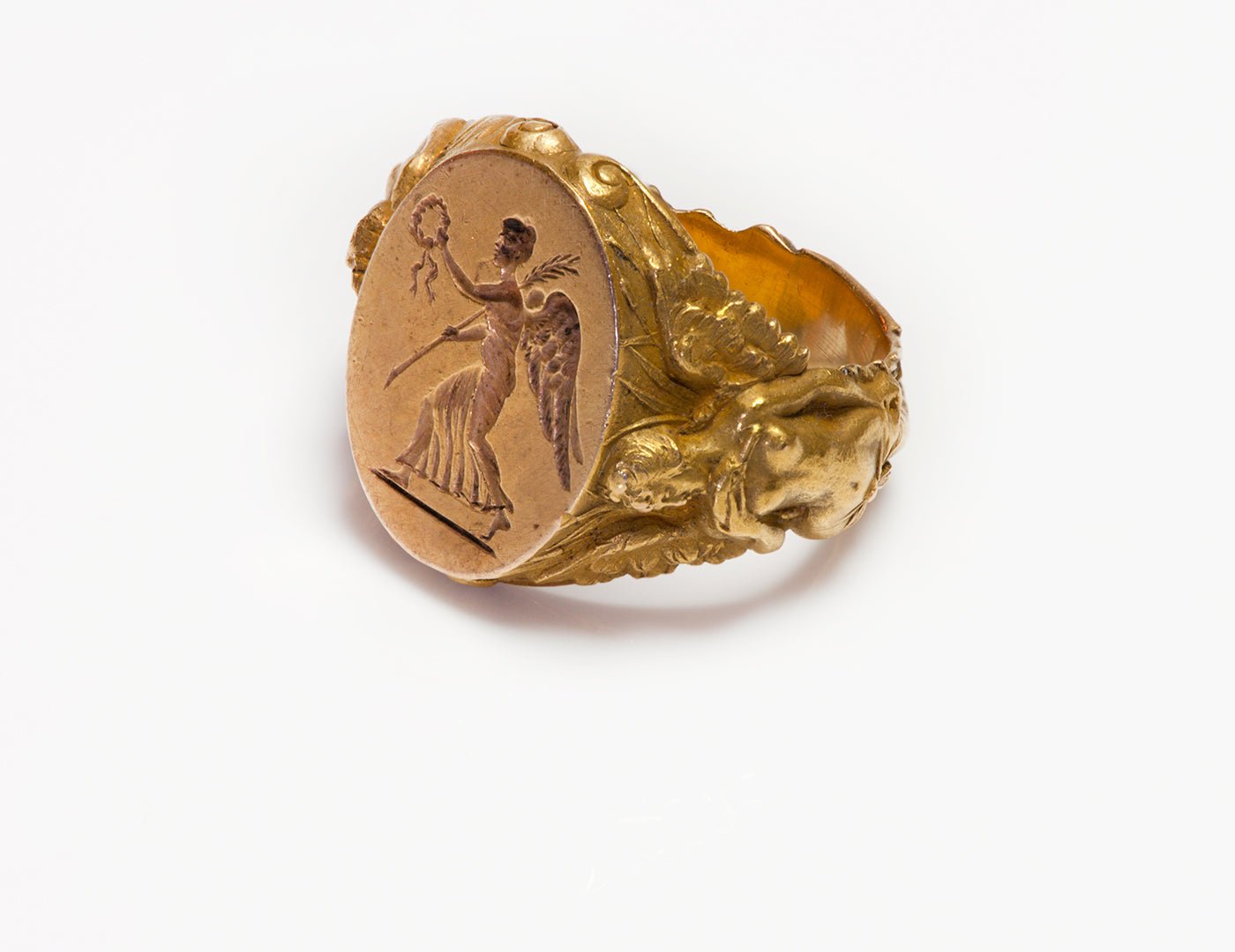Antique Art Nouveau Gold Intaglio Crest Ring - DSF Antique Jewelry