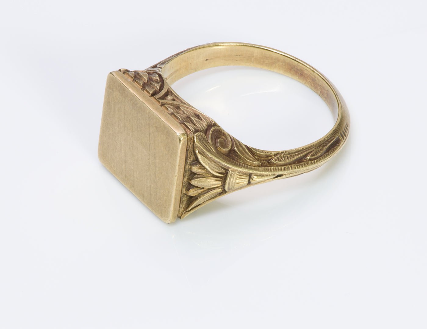 Antique Egyptian Revival Carved Gold Signet Ring - DSF Antique Jewelry