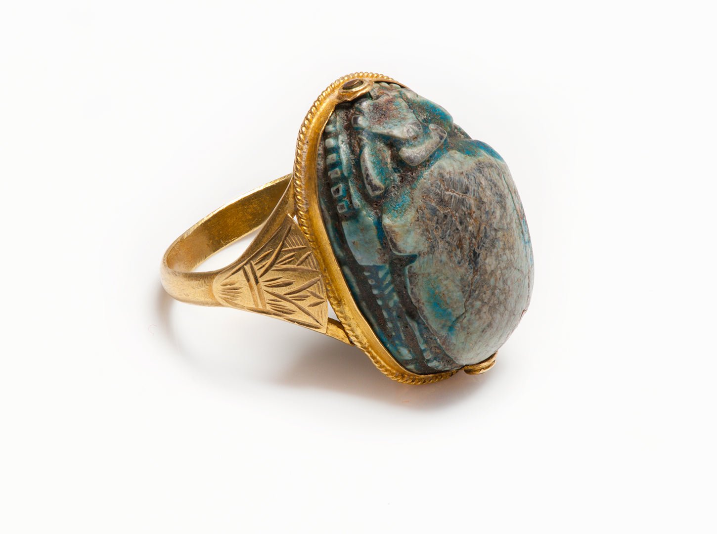 Antique Egyptian Revival Gold Papyrus Scarab Ring