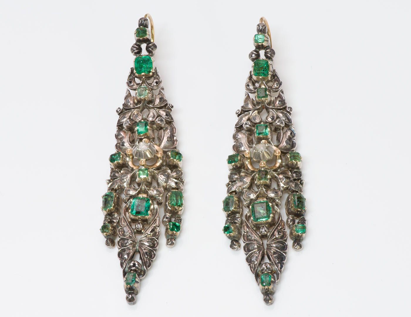 Antique Emerald Diamond Chandelier Earrings - DSF Antique Jewelry