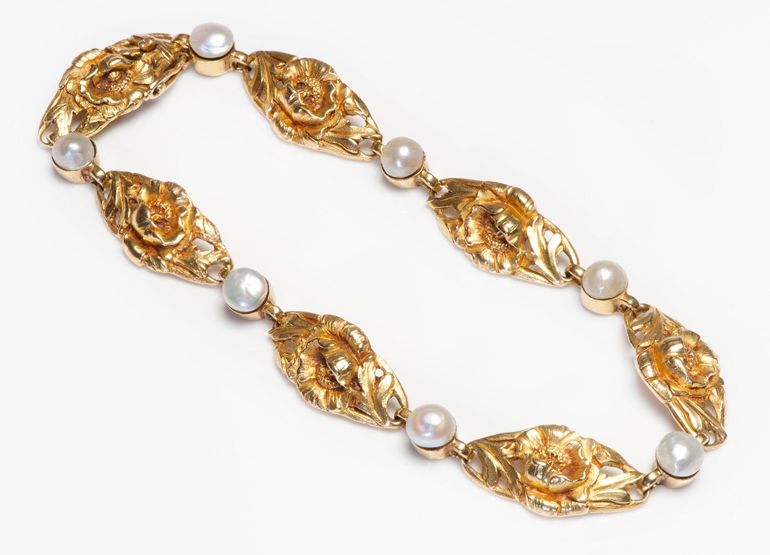 Antique French 18K Gold Natural Pearl Bracelet