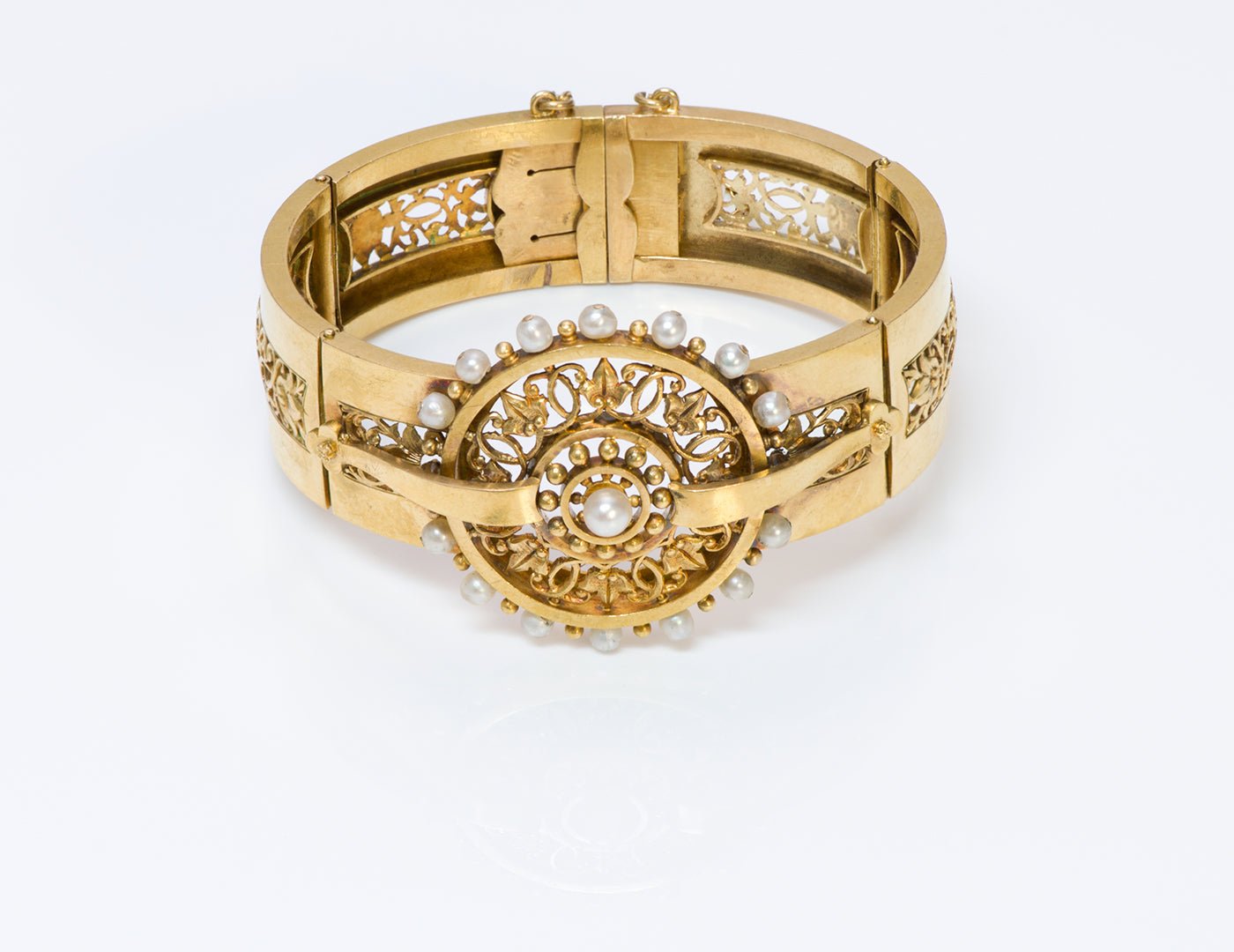 Antique French 18K Gold Pearl Bracelet