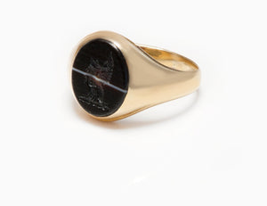Antique Gold Agate Carved Crest Men's Ring