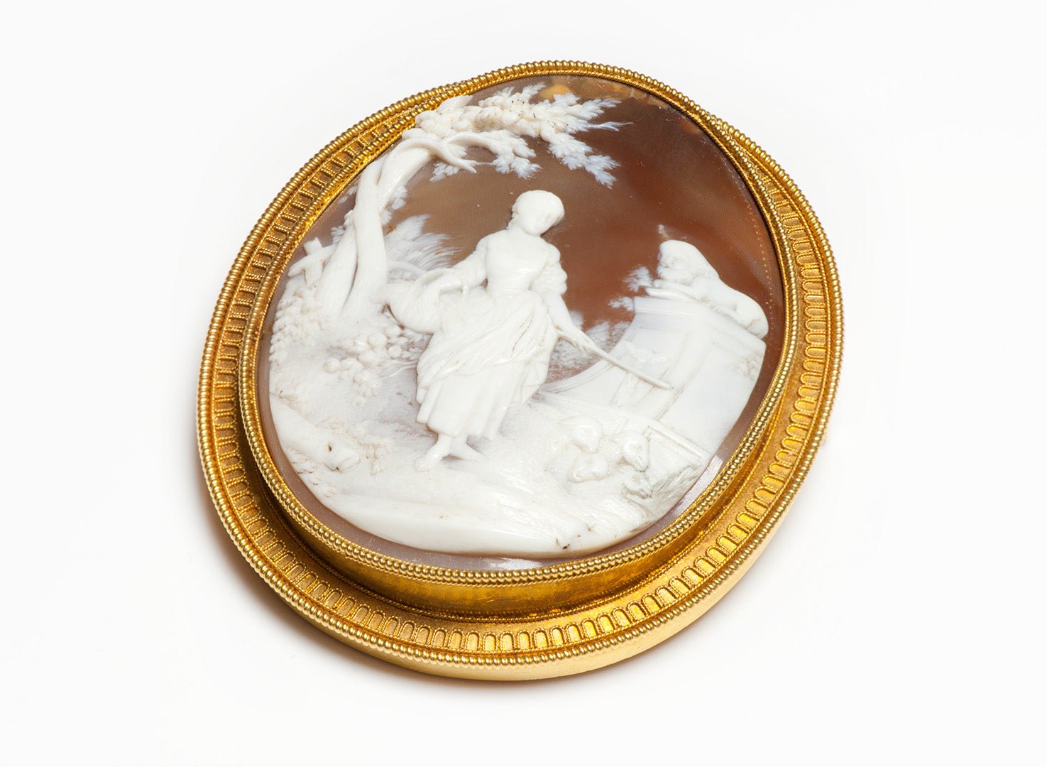 Antique Gold Shell Lady Lion Cameo Pendant Brooch