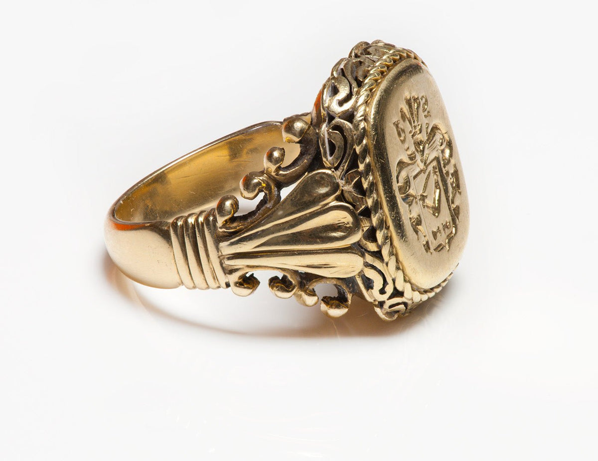 Antique Men's Gold Crest Ring