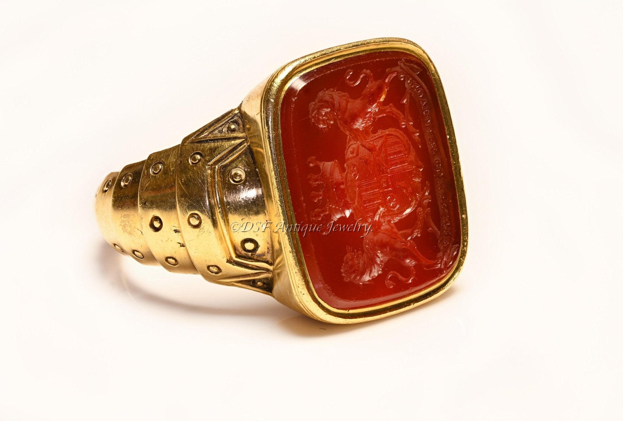 Antique Yellow 18K Gold Carnelian Crest Men's Ring - DSF Antique Jewelry