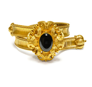 Antique Victorian Gold Bracelet with Cabochon Garnet Centerpiece