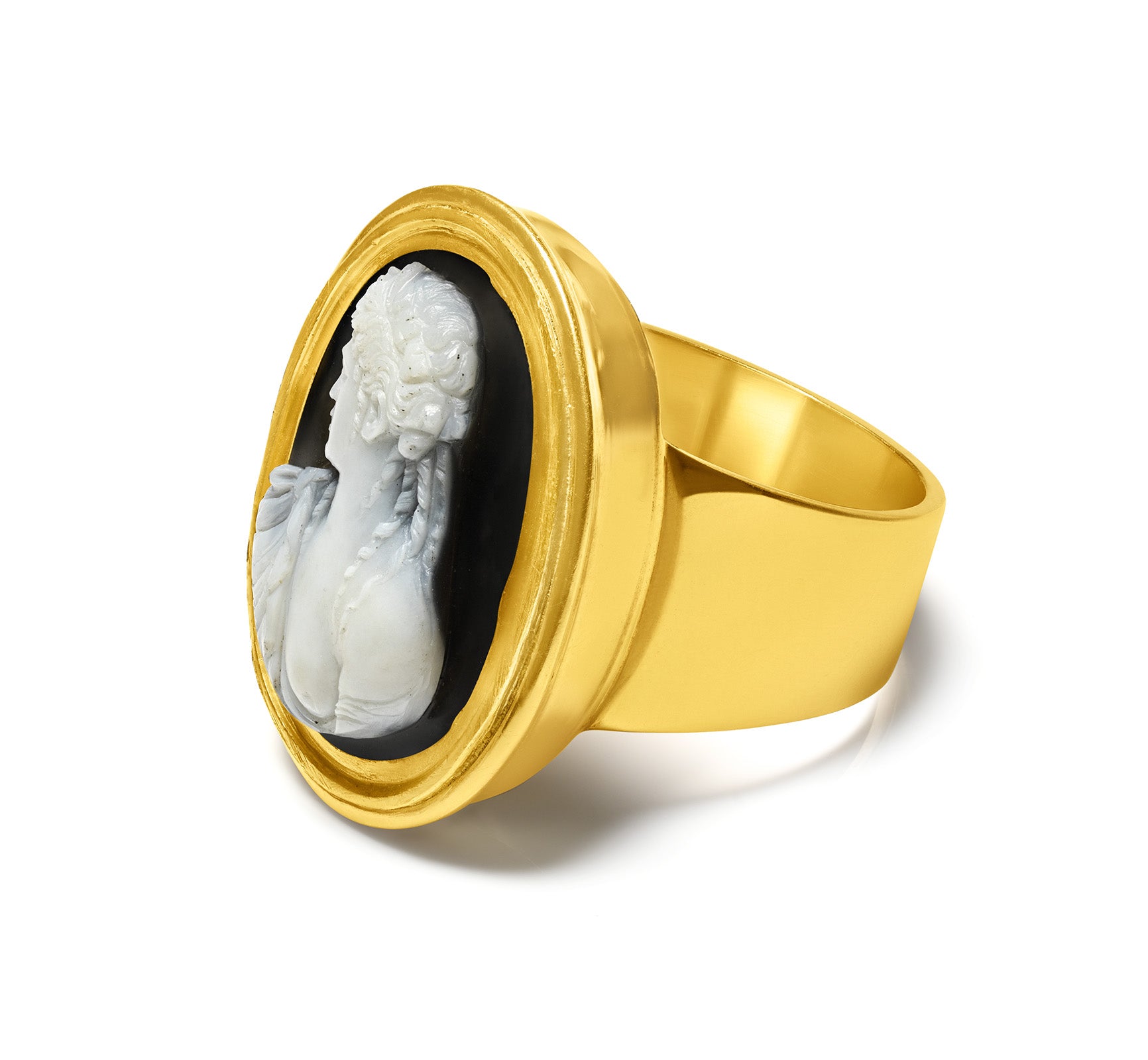 Antique Victorian Gold Cameo Ring Depicting Muse