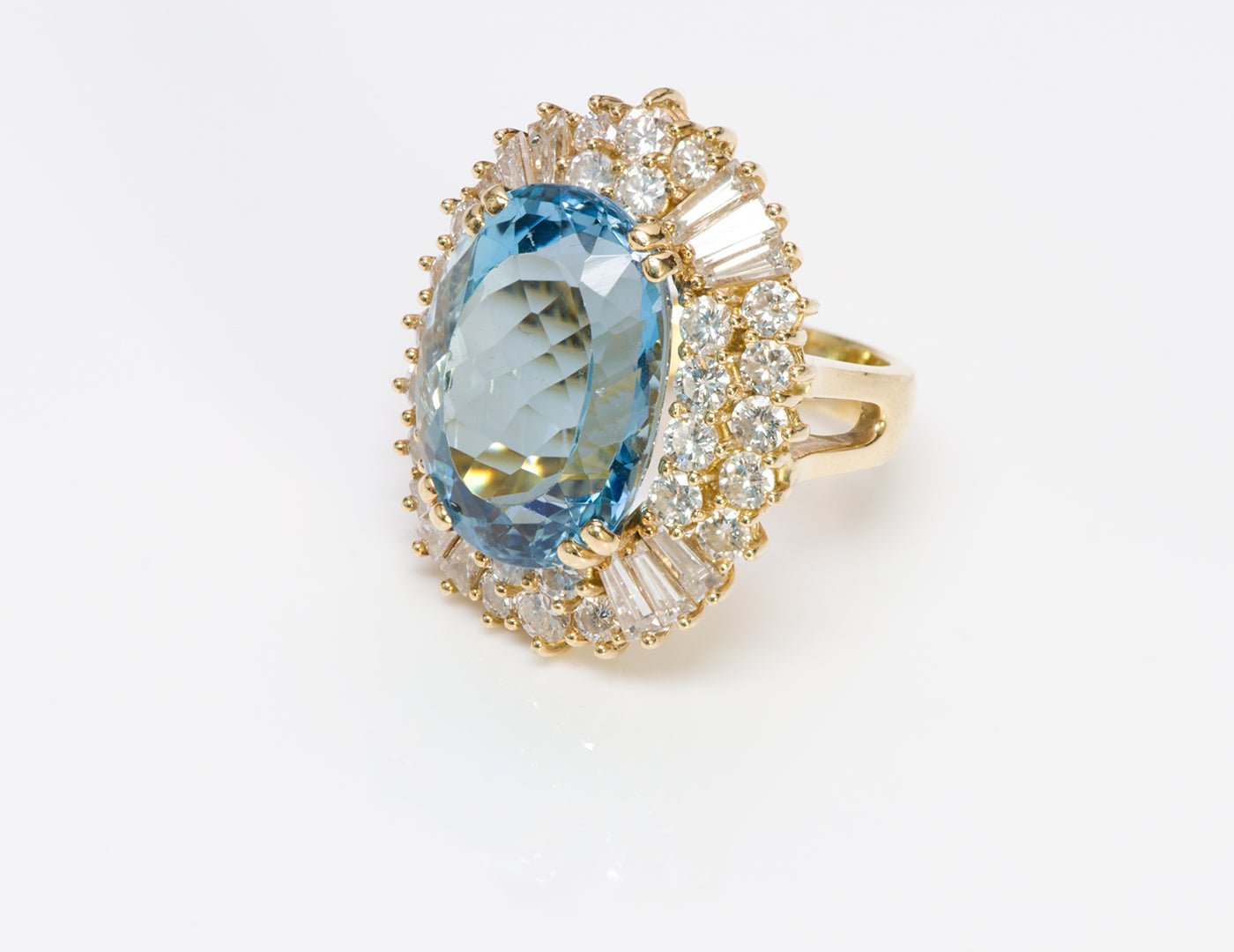 Aquamarine Brilliant & Baguette Diamond Gold Ring
