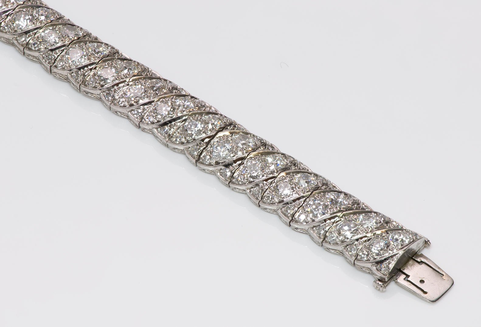 Art Deco Platinum Brilliant Cut Diamond Bracelet - DSF Antique Jewelry