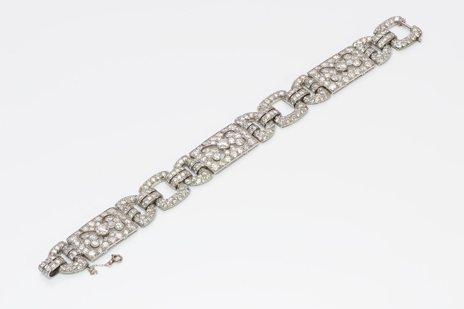 Art Deco Platinum French Brilliant Cut Diamond Bracelet - DSF Antique Jewelry