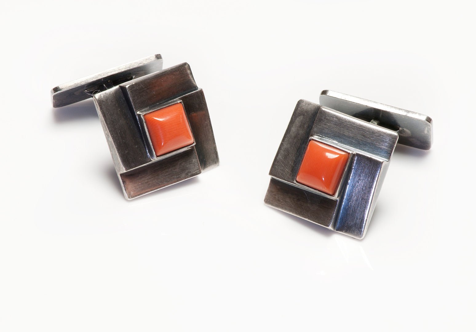 Art Deco Silver Coral Cufflinks - DSF Antique Jewelry