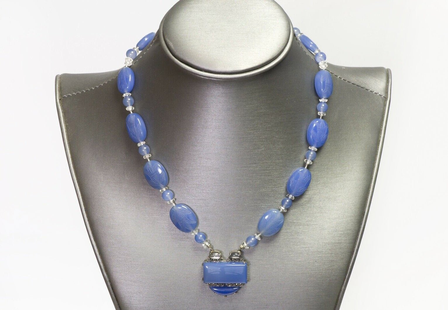 Art Deco Sterling Chalcedony Carved Papyrus Flower Beads Necklace