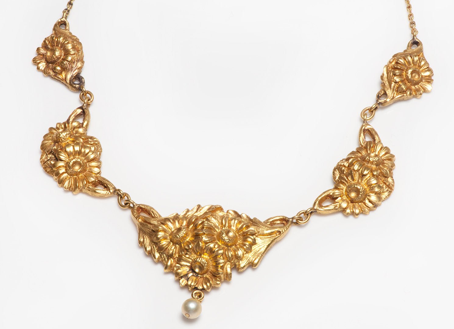 Art Nouveau Gold Flower Necklace