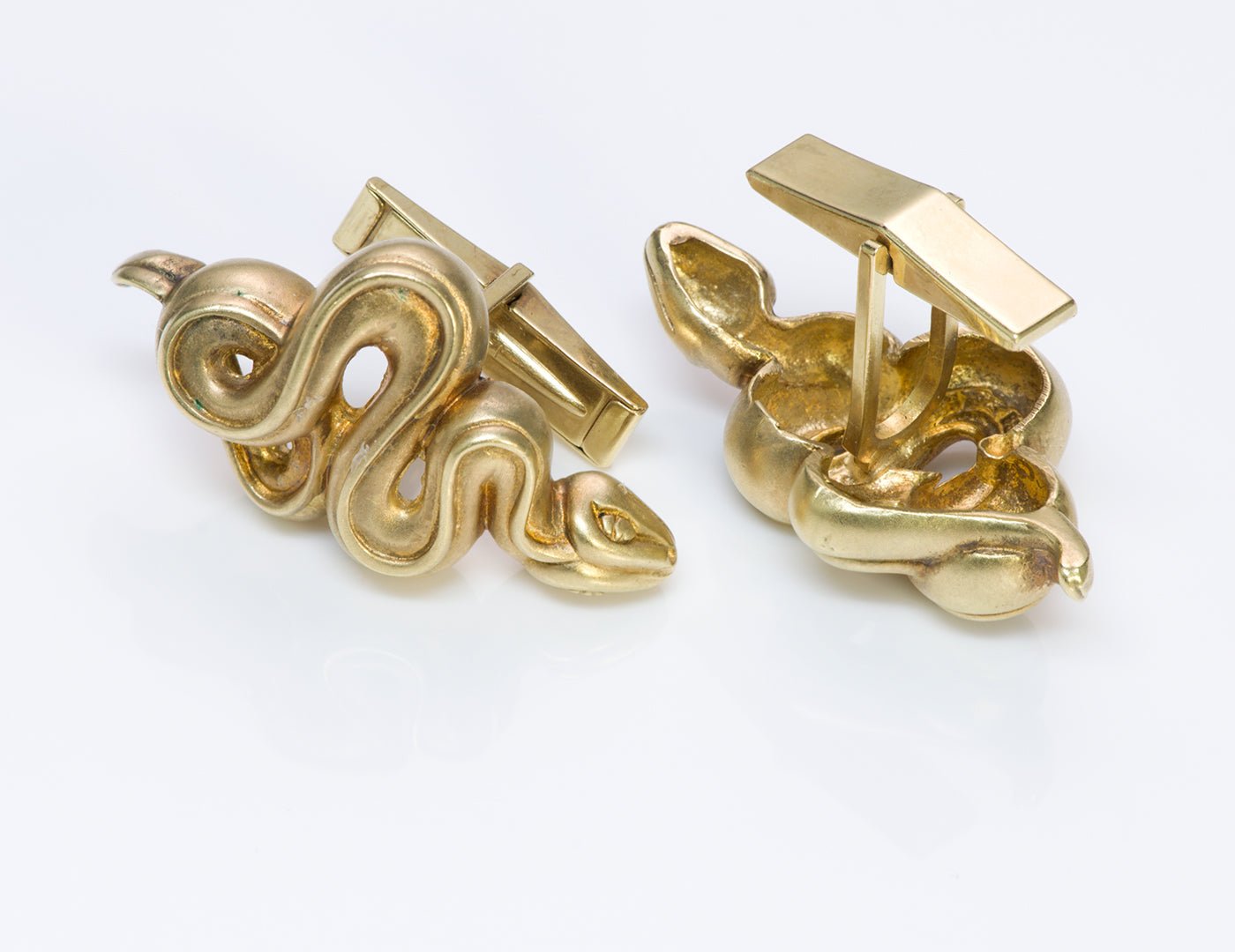 Barry Kieselstein-Cord 18K Gold Snake Cufflinks - DSF Antique Jewelry