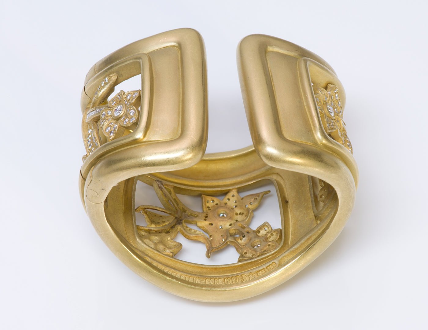 Barry Kieselstein-Cord Gold Diamond Cuff Bracelet