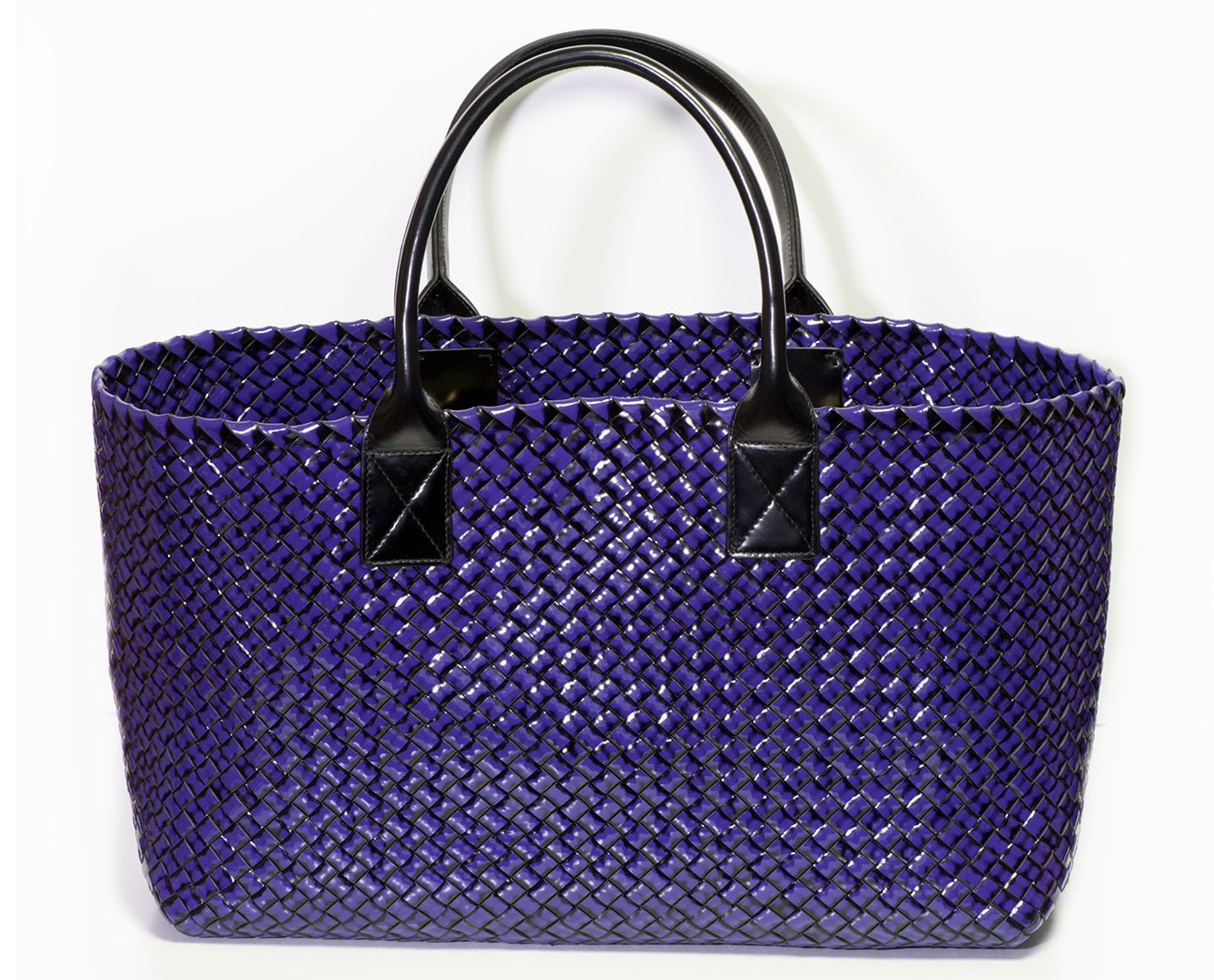 BOTTEGA VENETA CABAT 259/500 Large Purple Intrecciato Patent Leather Tote Bag - DSF Antique Jewelry