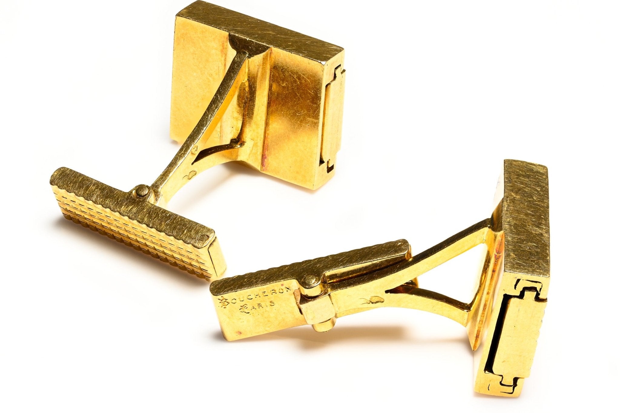 Boucheron Paris 18K Gold Sapphire Reversible Cufflinks