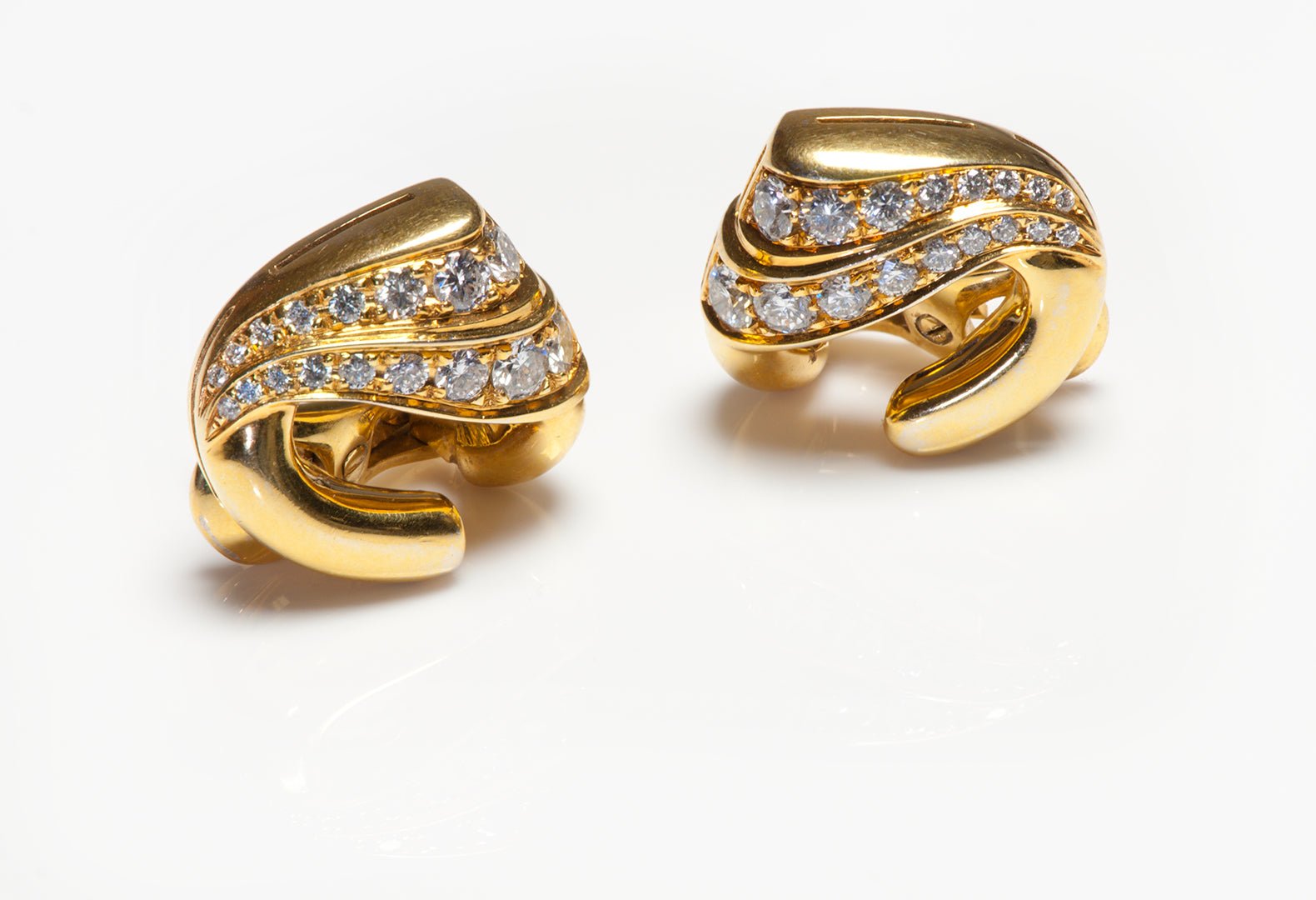 Bulgari 18K Gold Diamond Heart Earrings - DSF Antique Jewelry