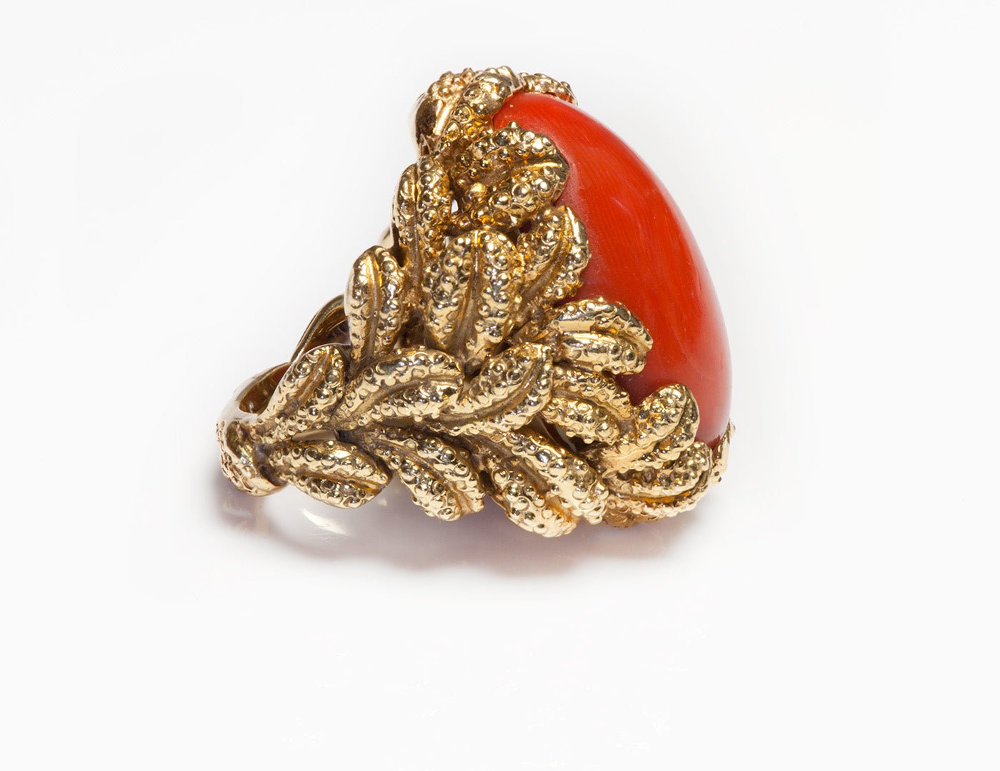 Cabochon Coral Gold Ring