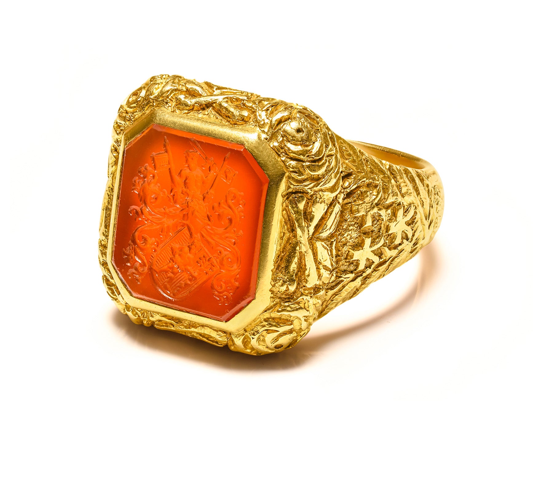  Antique Crest Men's Ring