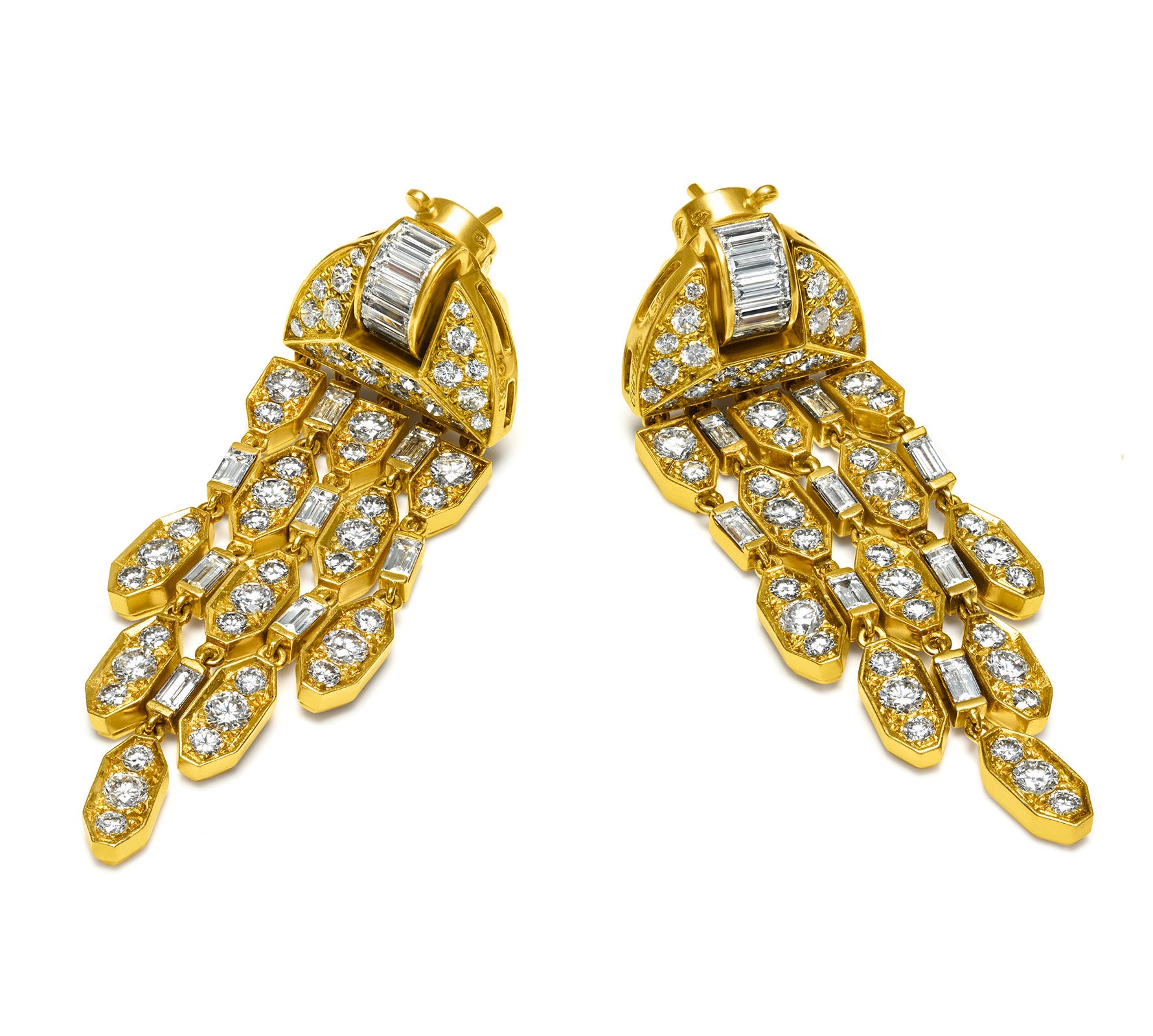 18K Cartier Diamond Earrings Drops