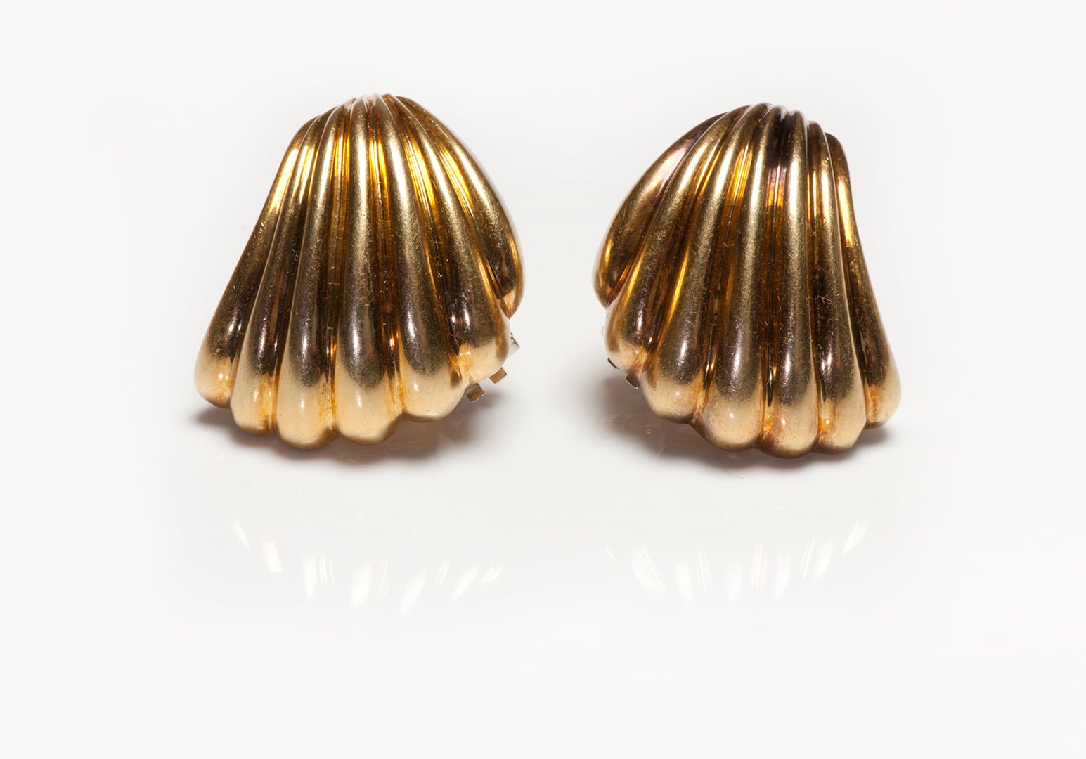 Cartier Gold Shell Earrings - DSF Antique Jewelry