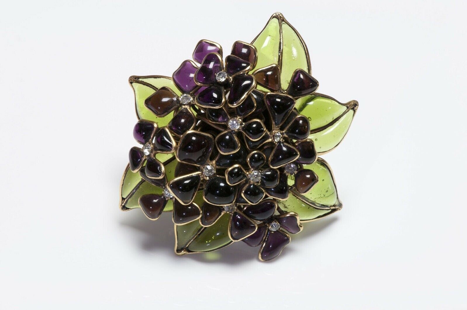 CHANEL 1950’s Gripoix Glass Violets Flower Brooch