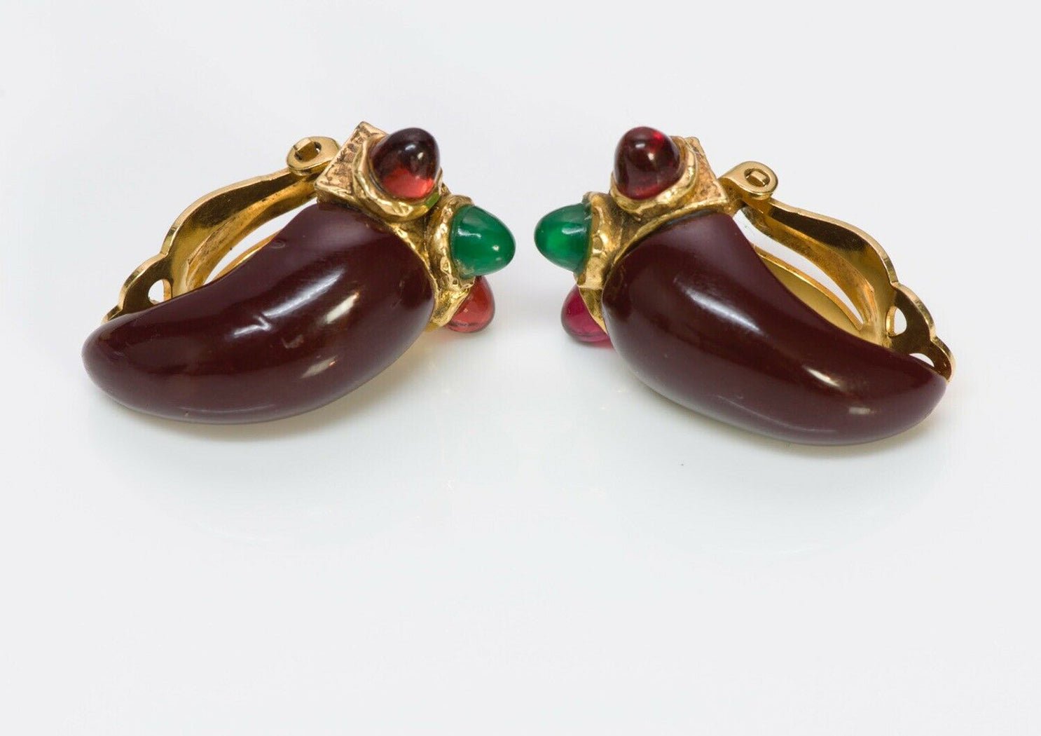 CHANEL 1960’s Maison Gripoix Red Green Glass Hoop Earrings - DSF Antique Jewelry