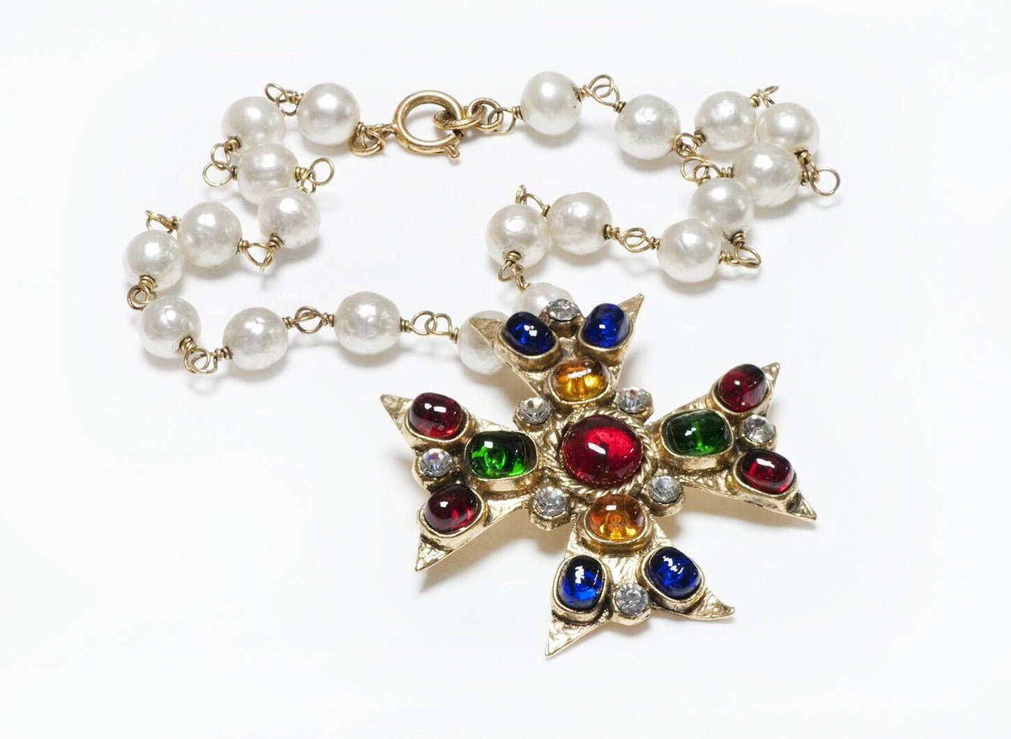 CHANEL 1985 Gripoix Glass Maltese Cross Pearl Necklace