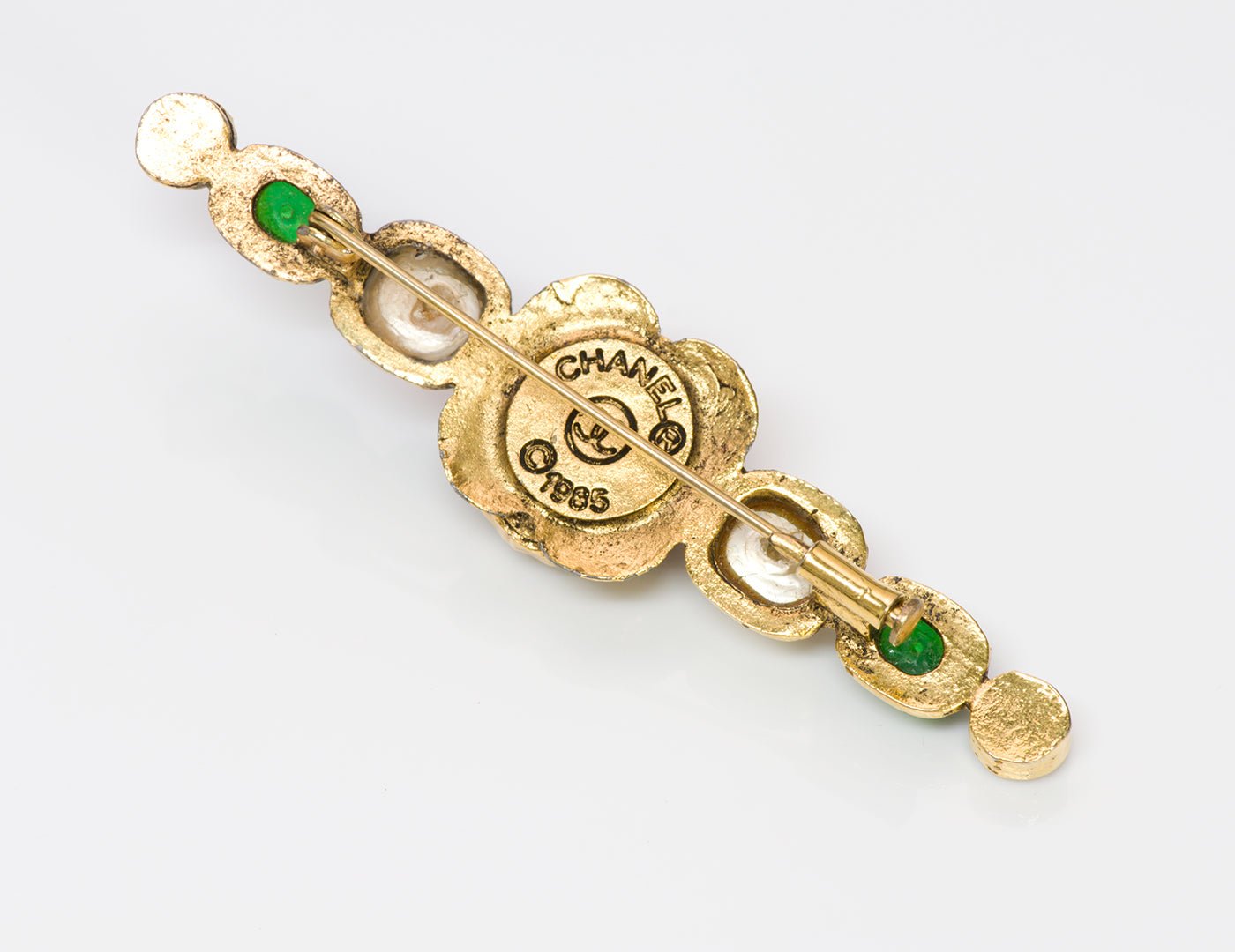 Chanel 1985 Gripoix Green Red Glass Pearl Pin Brooch