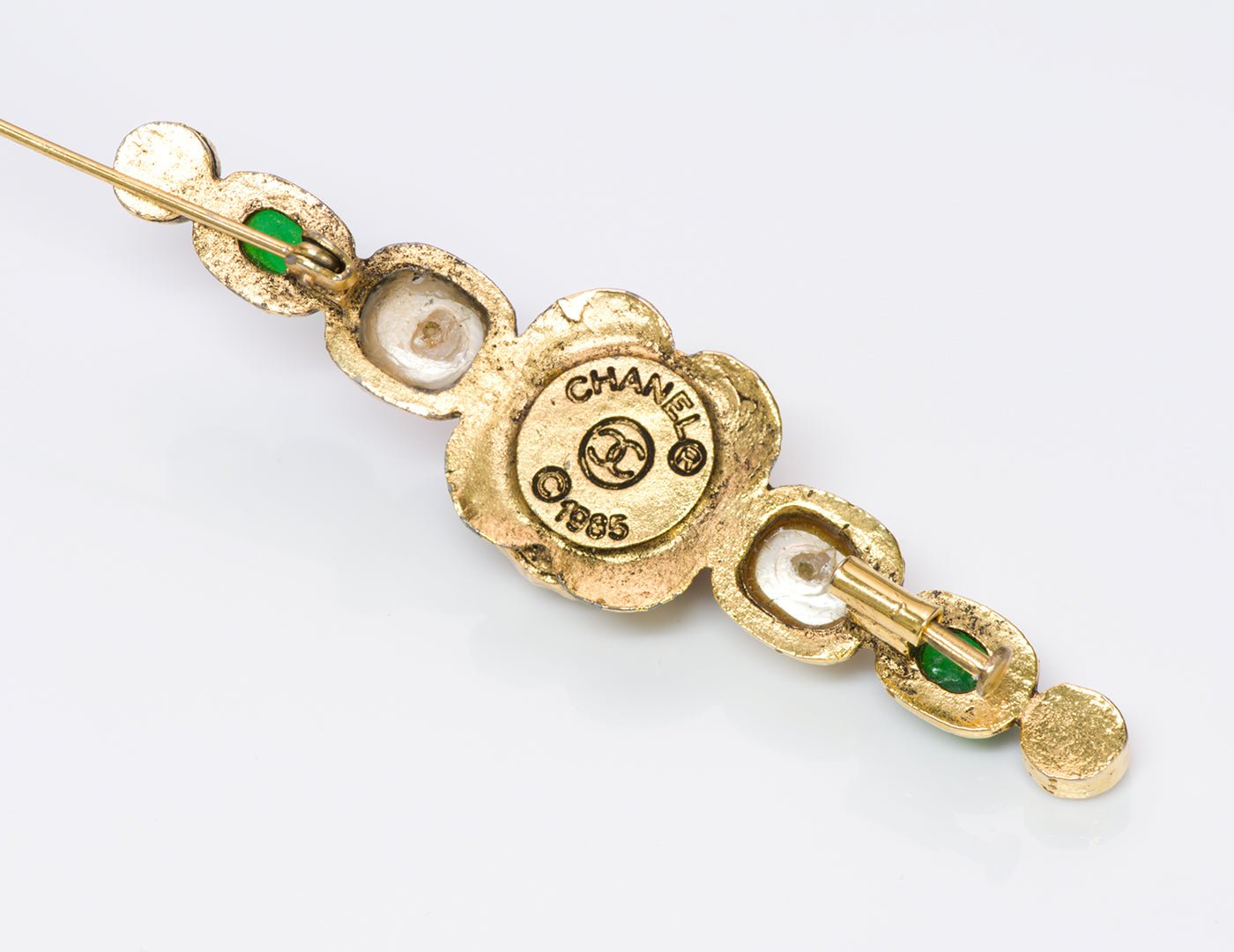 Chanel 1985 Gripoix Green Red Glass Pearl Pin Brooch