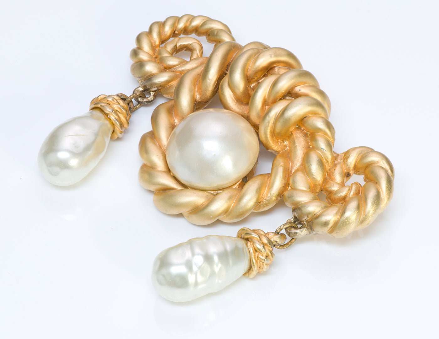 Chanel 1990 Large Gold Plated Rope Baroque Pearl Brooch