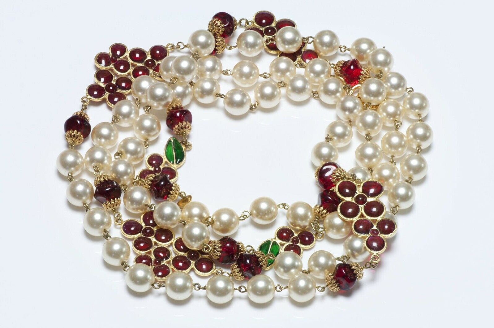 CHANEL 1990’s Gripoix Camellia Glass Pearl Sautoir Necklace