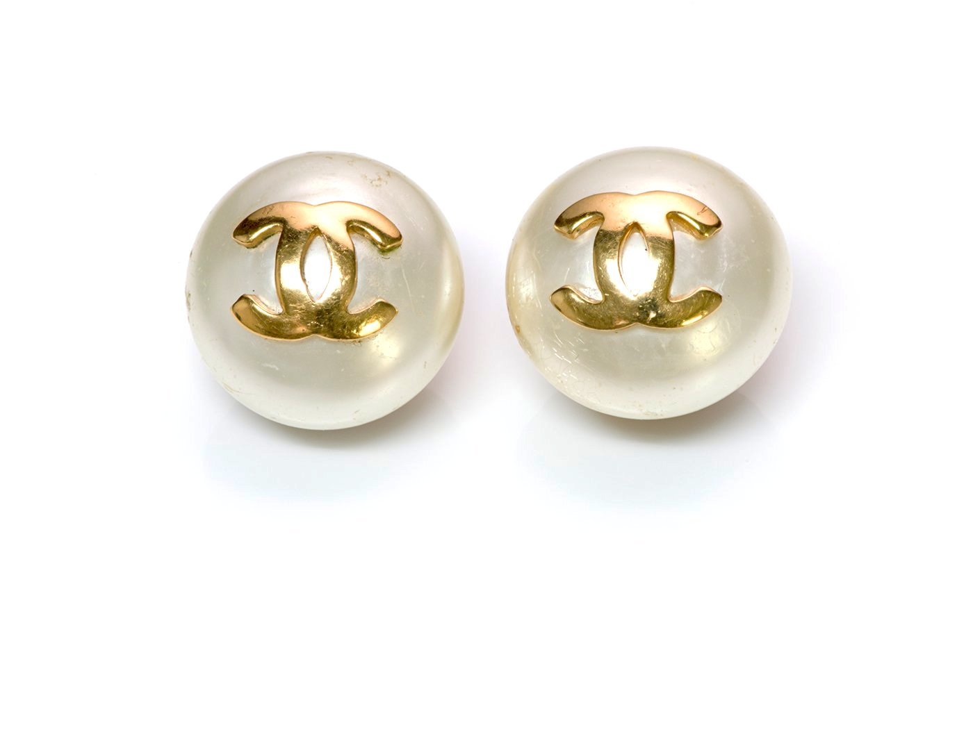 Chanel CC 1970’s Pearl Earrings