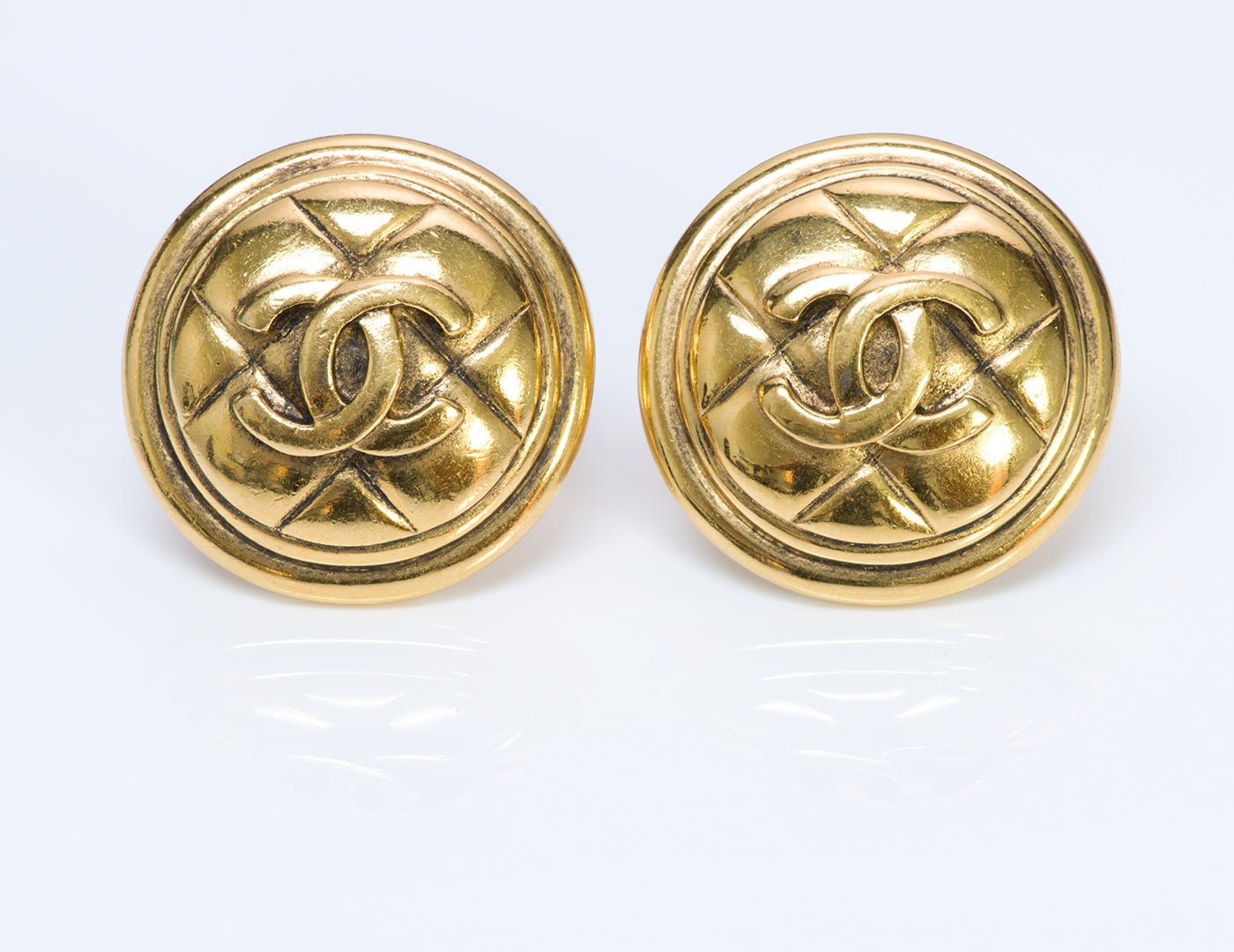 Chanel CC 1980’s Gold Tone Quilted Earrings