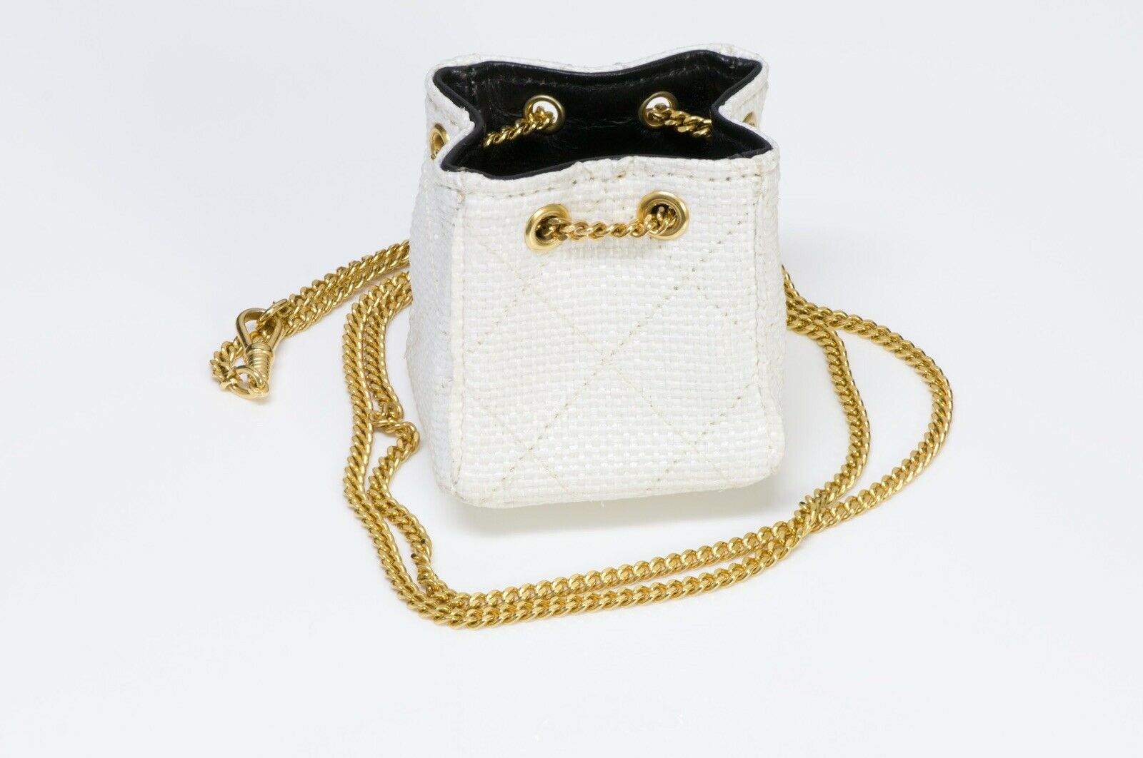 Chanel CC 1990’s White Raffia Micro Quilted Bag