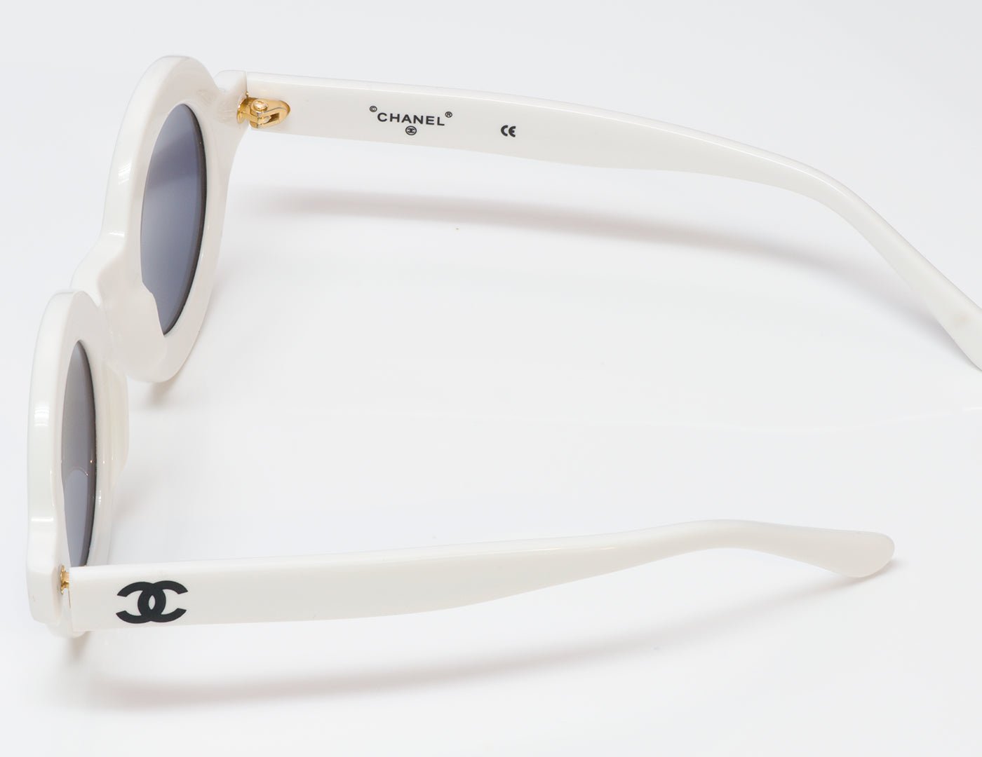 Chanel CC 1993 White Round 01945 Sunglasses