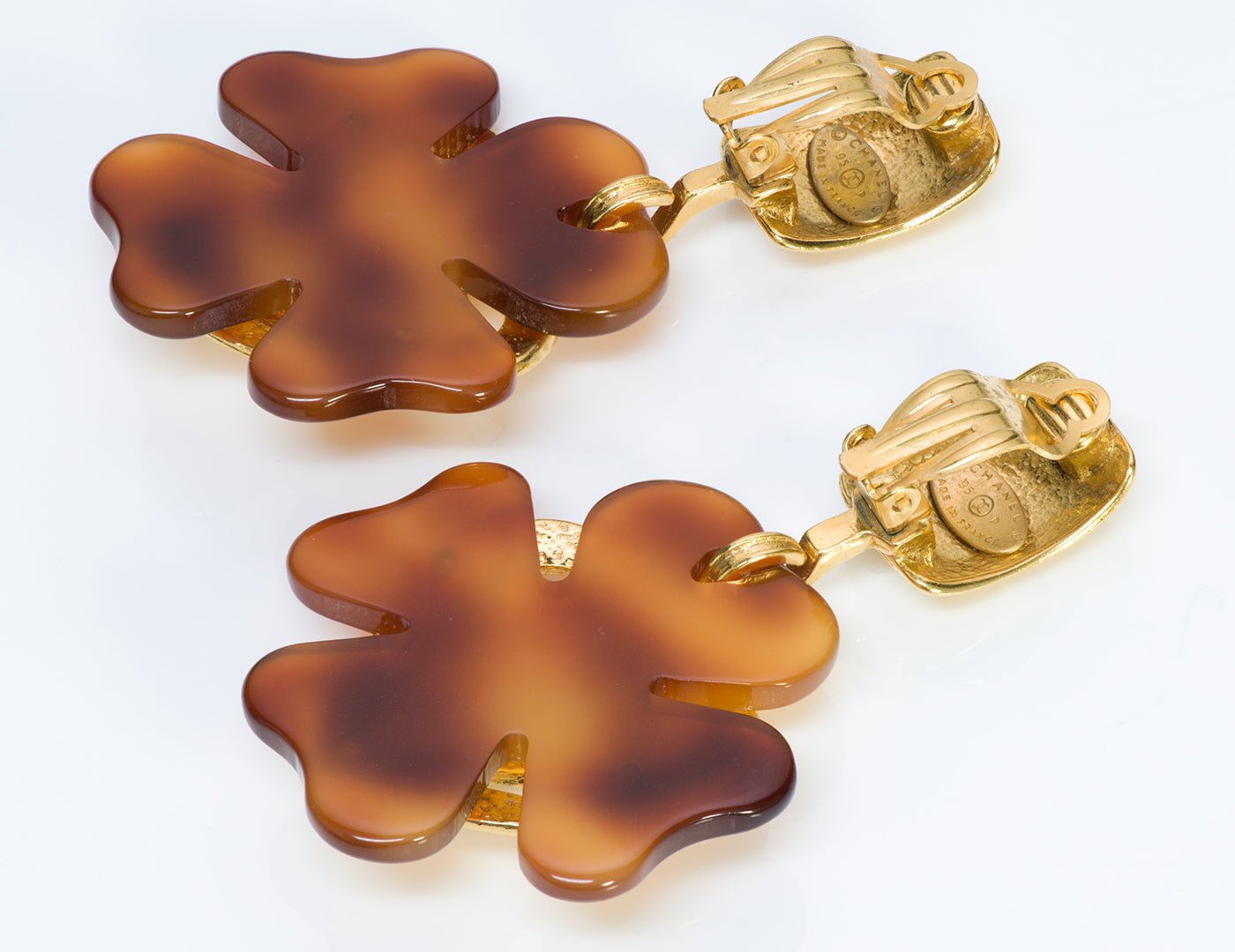 Chanel CC 1995 Faux Tortoise Clover Heart Earrings - DSF Antique Jewelry