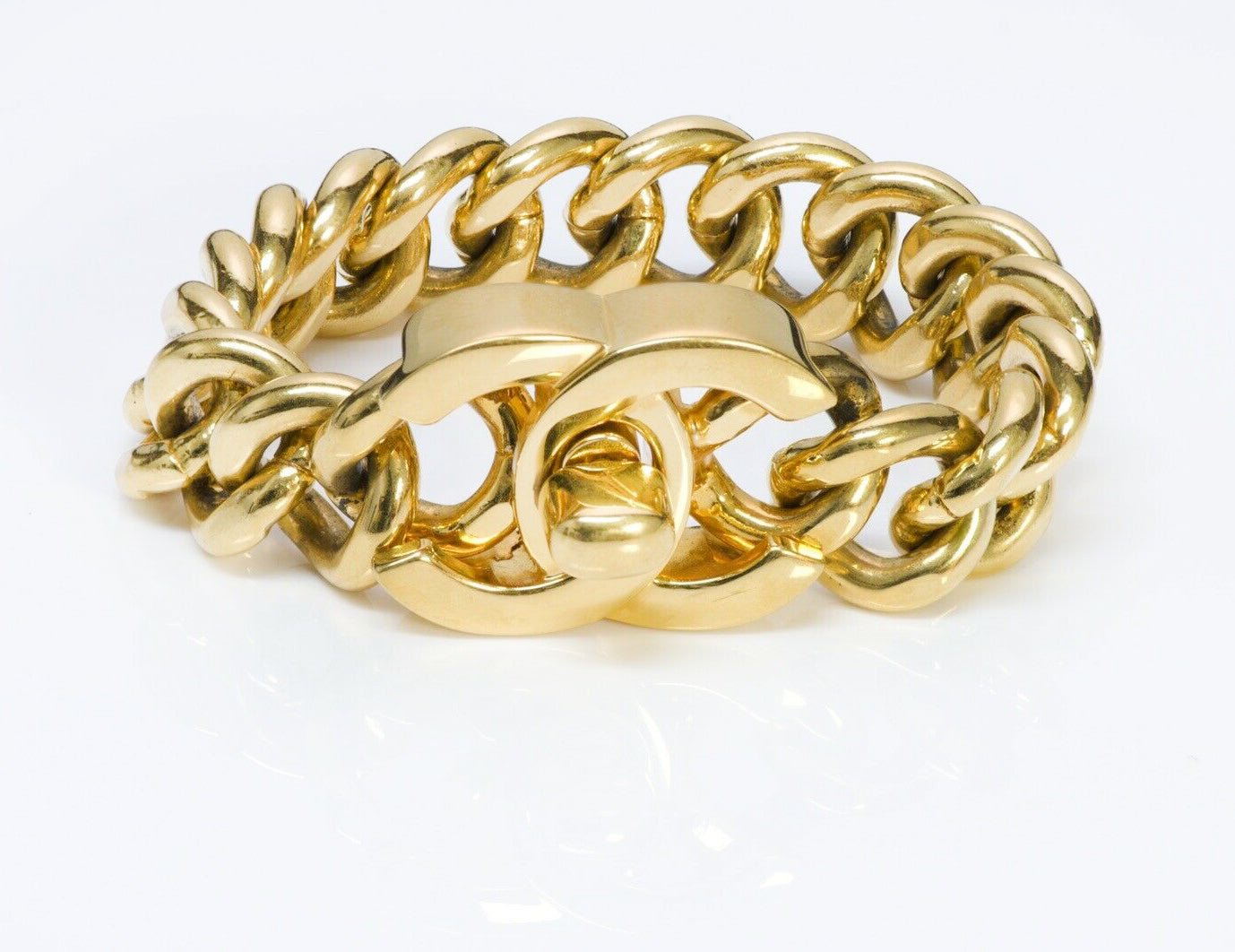 CHANEL CC 1995 Gold Plated Turnlock Chain Bracelet
