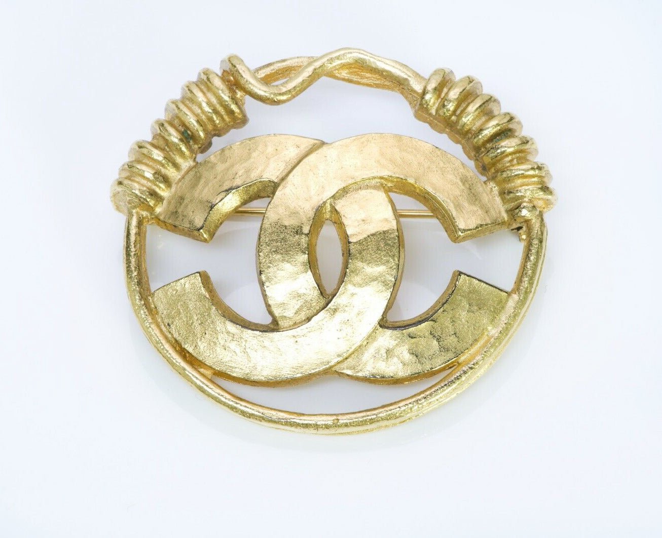 CHANEL CC Spring 1994 Wire Round Brooch - DSF Antique Jewelry