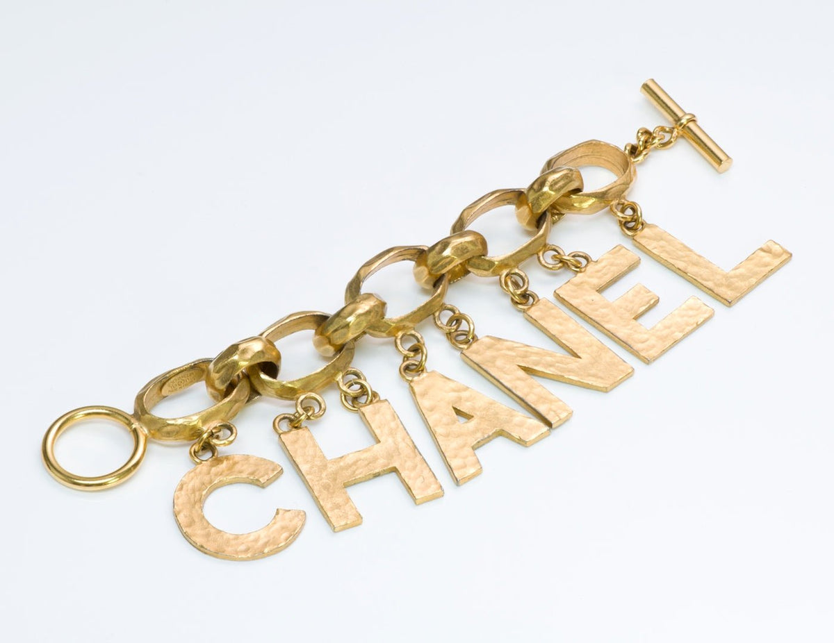 CHANEL Gold Chain Bracelet Chanel Glass Crystal CC Chain Bracelet Gold 1822302  main image 3