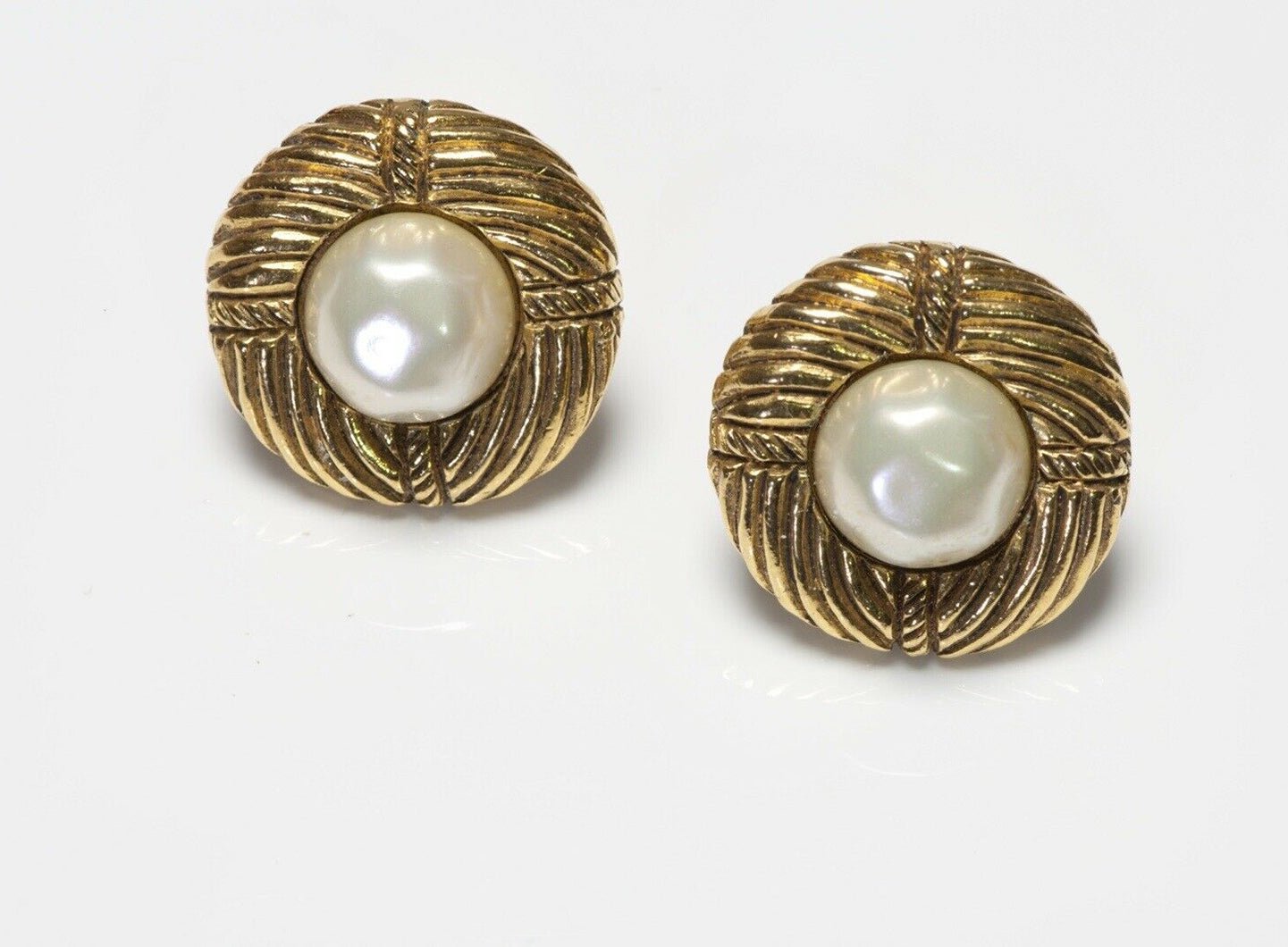 CHANEL Paris 1970’s Baroque Pearl Textured Round Earrings