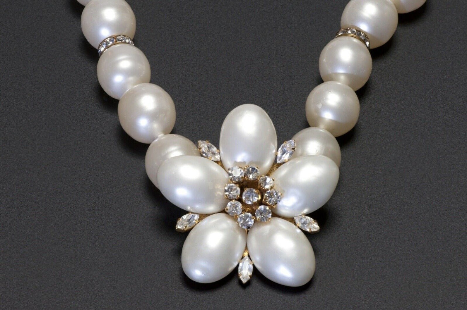 CHANEL Paris 1990’s Faux Pearl Glass Crystal Camellia Necklace