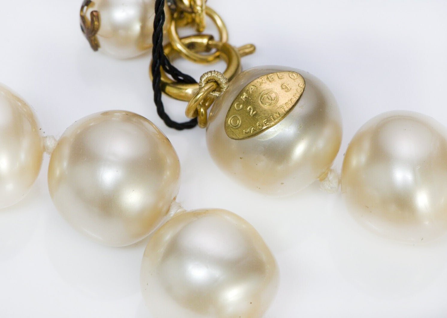 CHANEL Paris 1990’s Large Pearls Choker Necklace