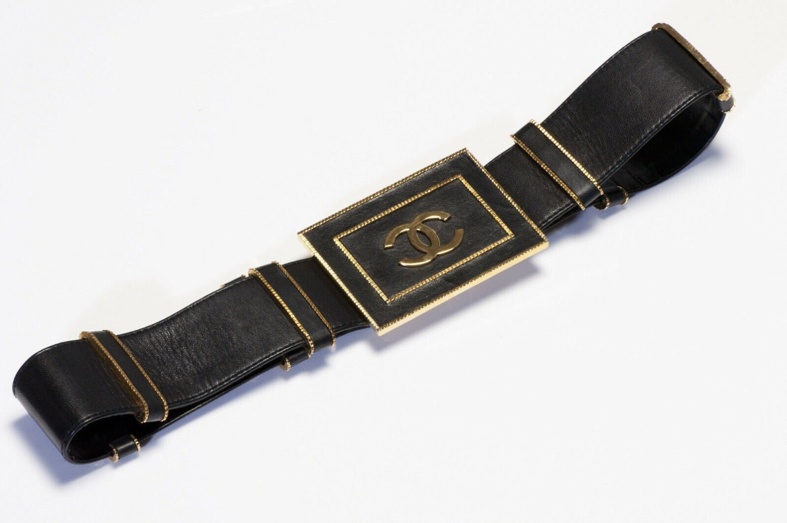 CHANEL Paris 1990’s Wide Black Leather CC Waist Belt - DSF Antique Jewelry