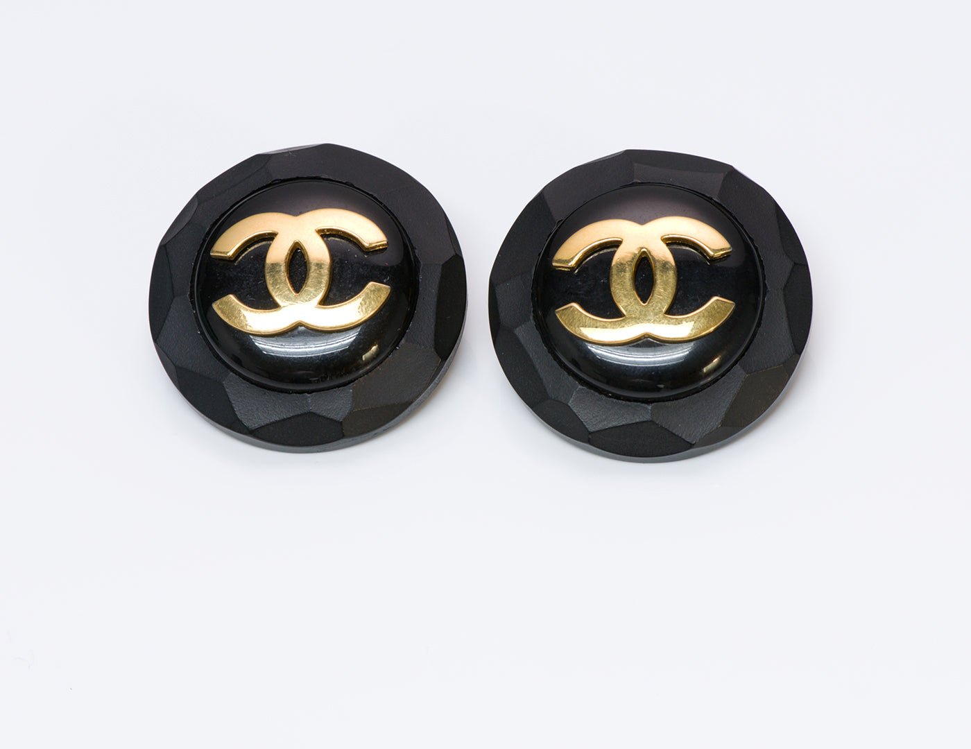Chanel Paris CC Black Resin Earrings - DSF Antique Jewelry