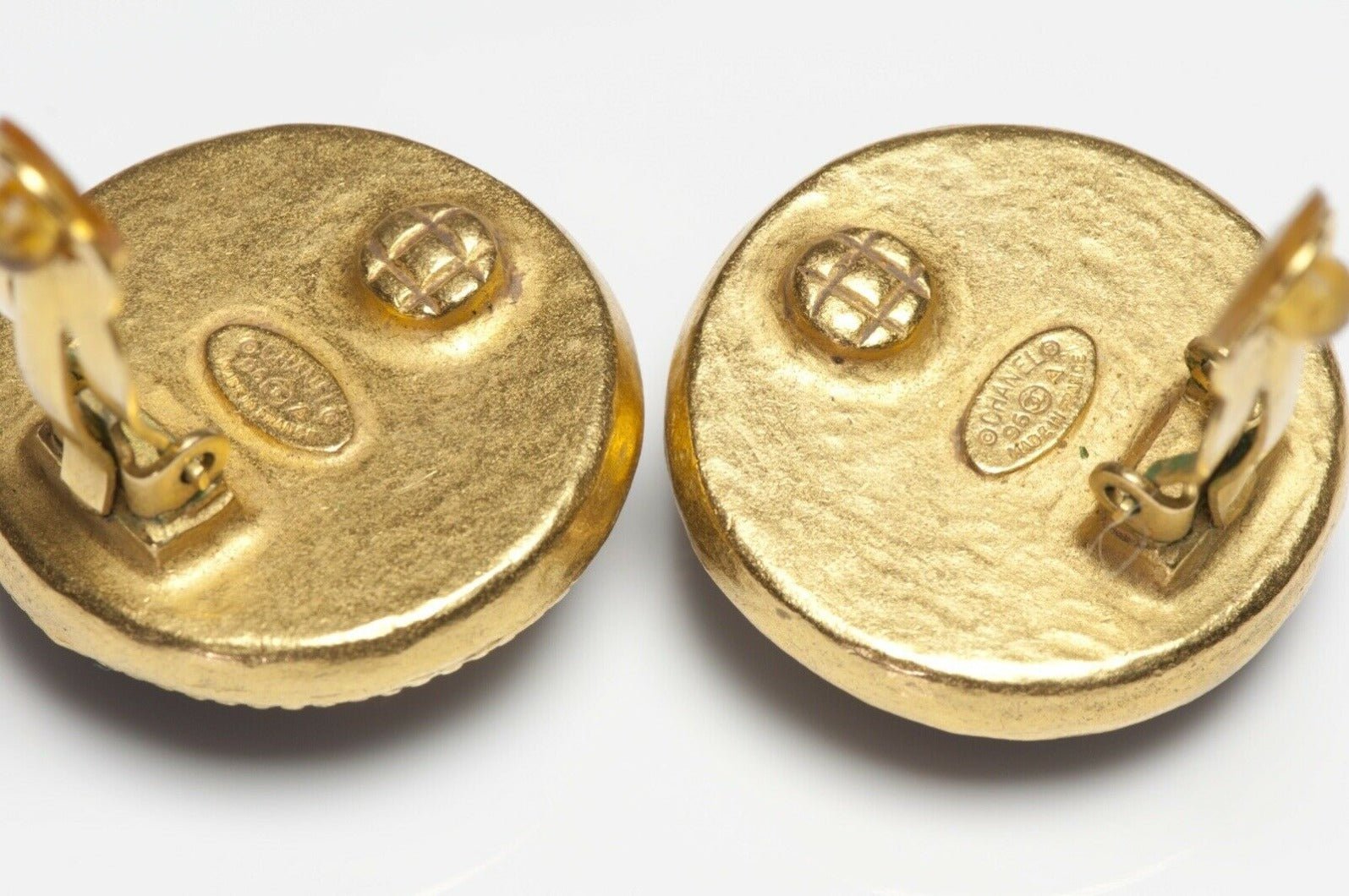 CHANEL Paris Fall 1996 CC Gold Plated Black Enamel Round Earrings