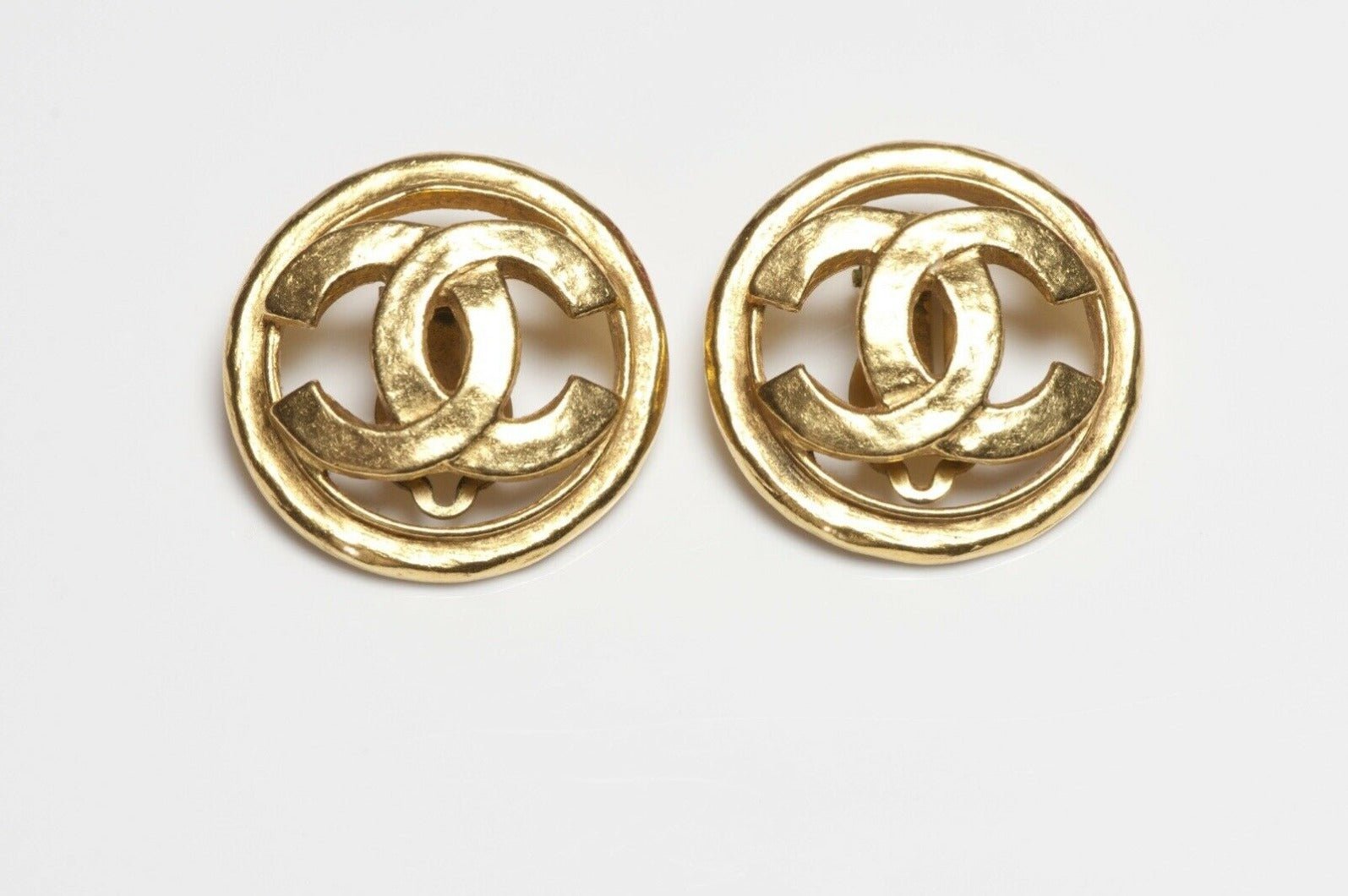 CHANEL Paris Spring 1994 Gold Plated CC Round Earrings