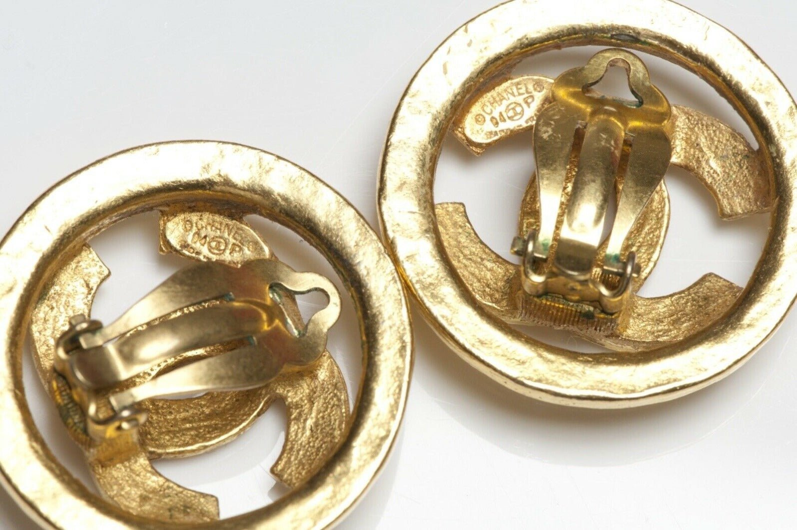 CHANEL Paris Spring 1994 Gold Plated CC Round Earrings